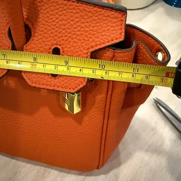 Burnt Orange Designer Handbag 💕 - Picture 3 of 7